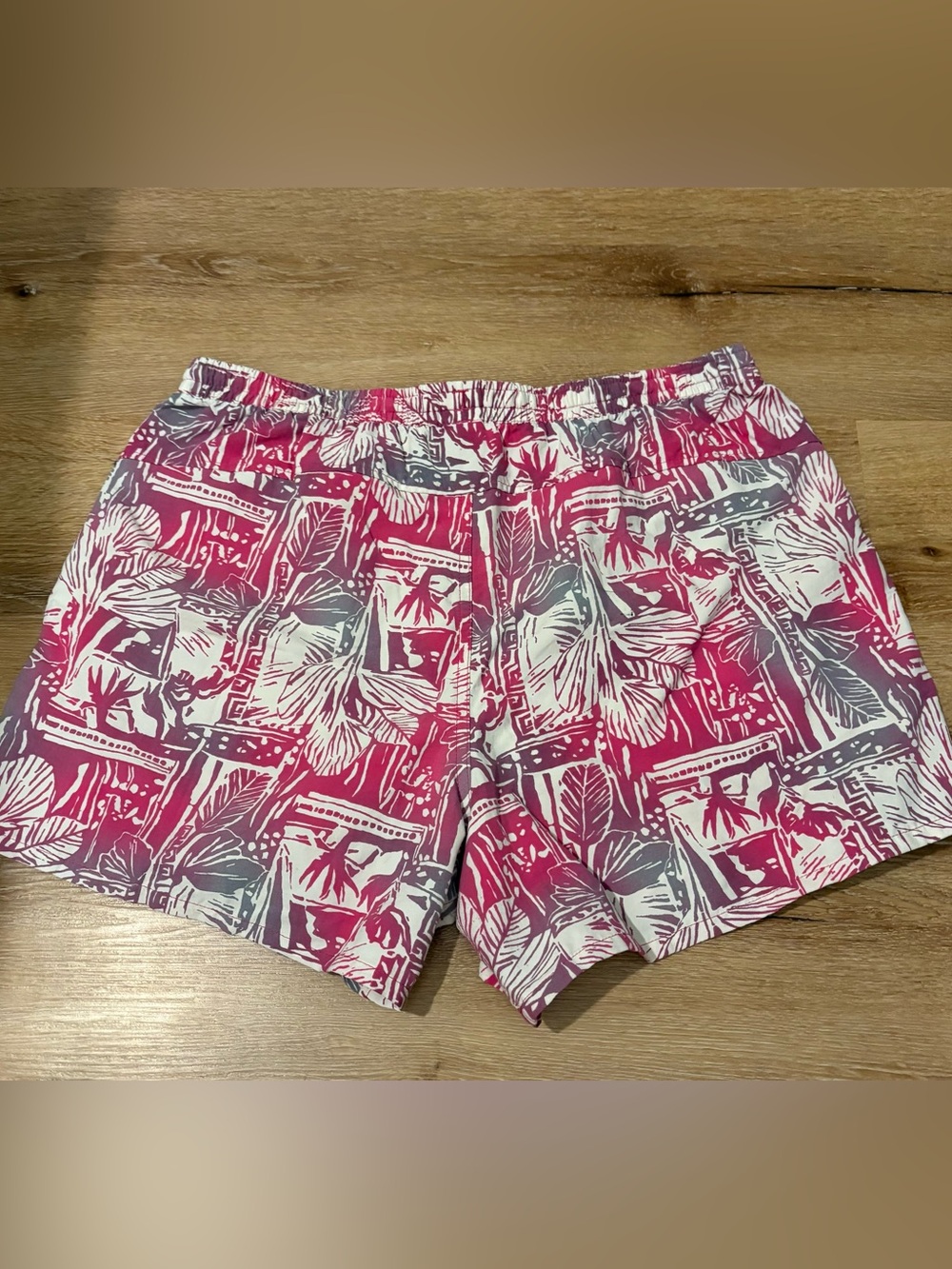 Patagonia Women's Baggies Shorts in the Na Pali Beach/Desert Turquoise Pattern - Picture 7 of 9